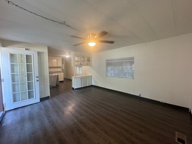 Building Photo - 48 Mockingbird Ln