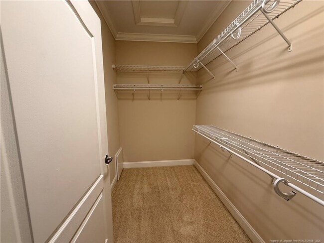 Building Photo - 185 Gallery Dr