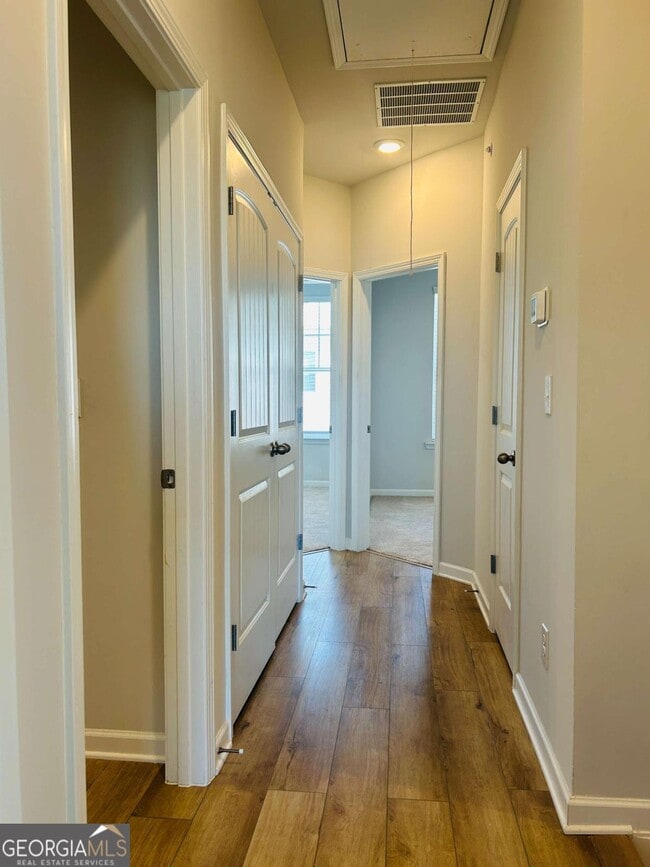 Building Photo - 140 Reese St