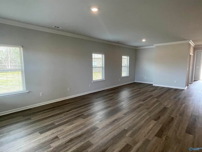 Building Photo - 160 High Leaf Dr