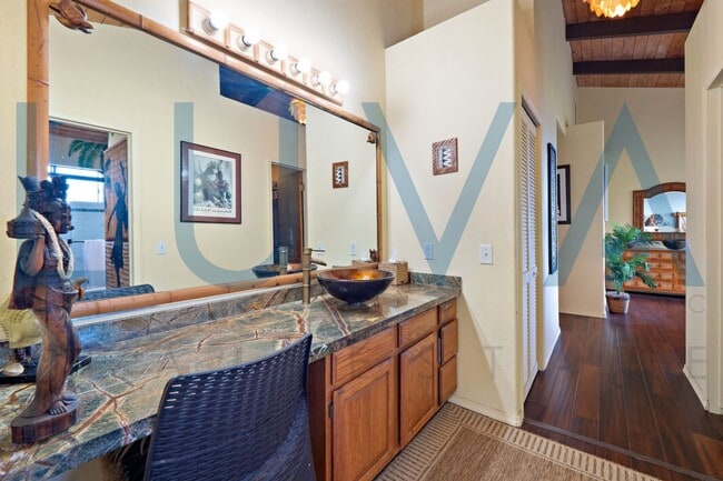 Building Photo - 3Bd 2Ba Furnished Home:  Pet Friendly with Fantastic Ocean Views!
