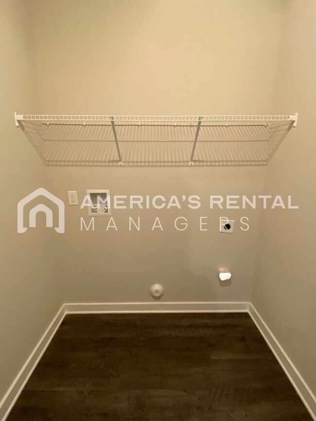 Building Photo - Home for Rent in Weaver AL...COMING SOON!