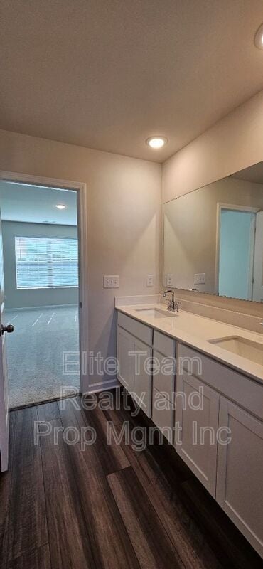 Building Photo - 1615 Cannonball Ln
