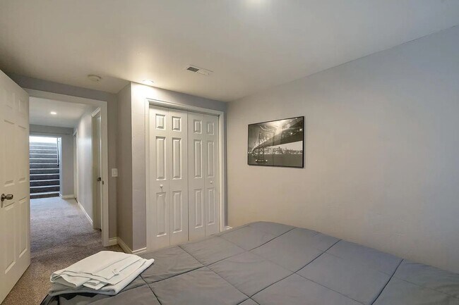 Building Photo - 4BD, 3BA Home Walking Distance to RiNo