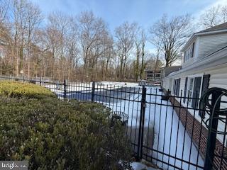 Building Photo - 1138 Cove Rd