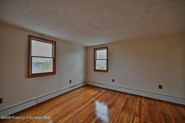 Building Photo - 189 Johnson St