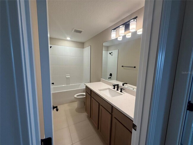 Building Photo - 455 Winter Grv Blvd