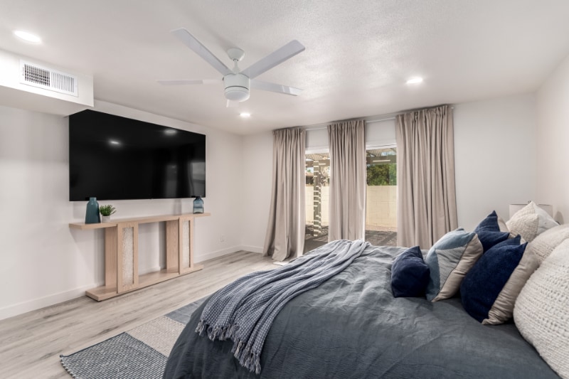 Building Photo - 26007 S Cedarcrest Dr