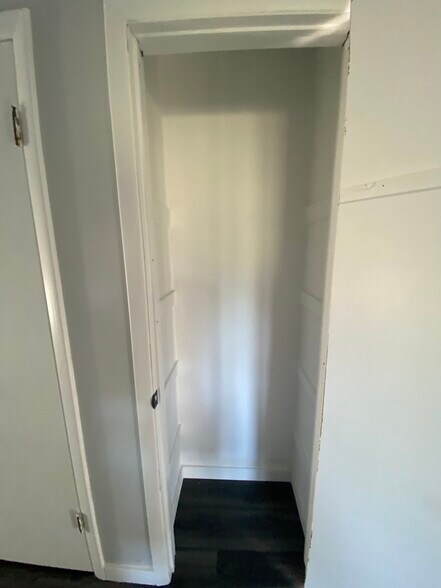 Linen Closet - 1326 Westcott St