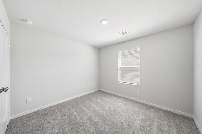 Building Photo - 7749 Bergamot Cir