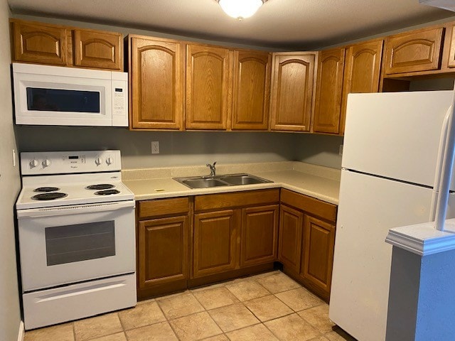 Building Photo - The Villas at Walnut