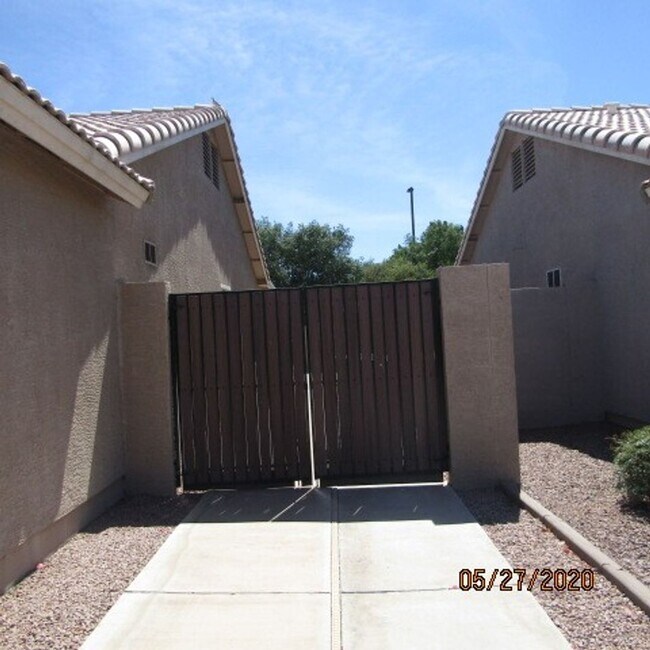 Building Photo - Single Story 3 bedroom Home in Great Location