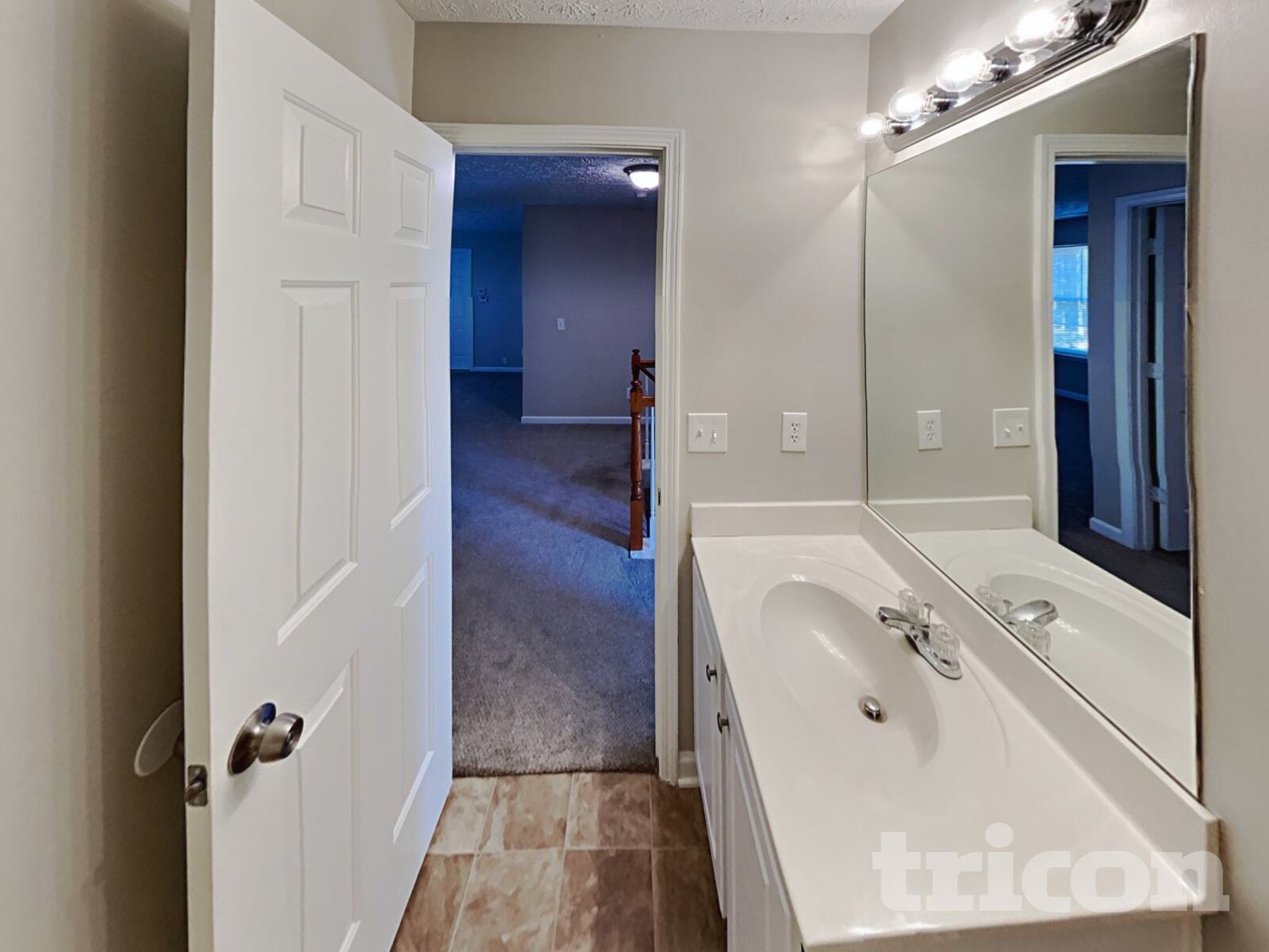 Building Photo - 4586 Darrowby Dr