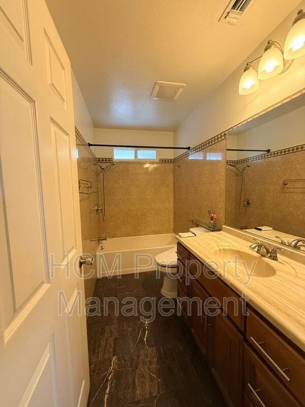 Building Photo - 23382 Via San Martine