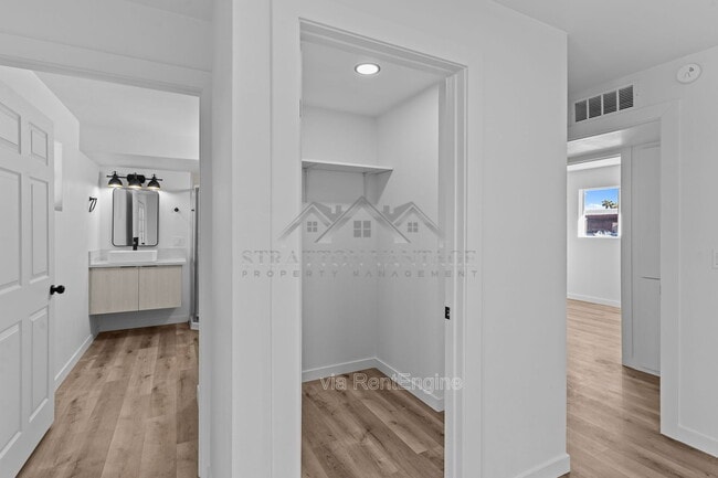 Building Photo - 7428 E Carol Cir