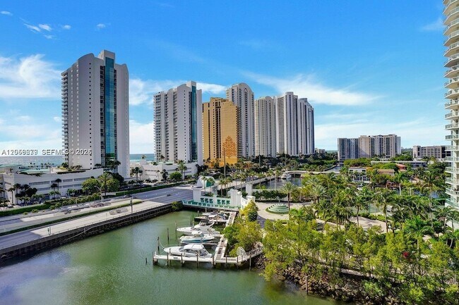 Building Photo - 150 Sunny Isles Blvd