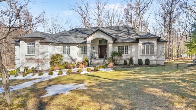 Building Photo - 13 White Birch Dr