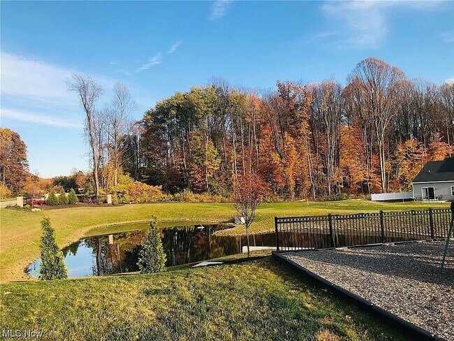 Building Photo - 3472 Bushwillow Dr