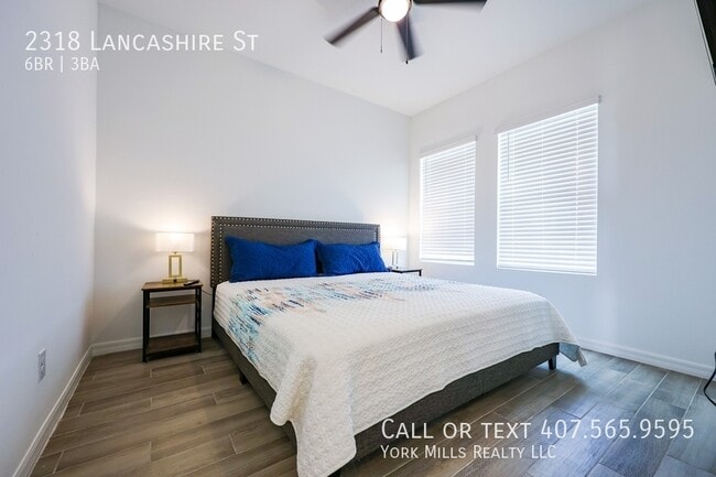 Building Photo - 2318 Lancashire St