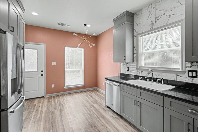 Building Photo - Flexible Move-in Options Available To Help Reduce Upfront Costs for Qualified Tenants. Private 2 ...