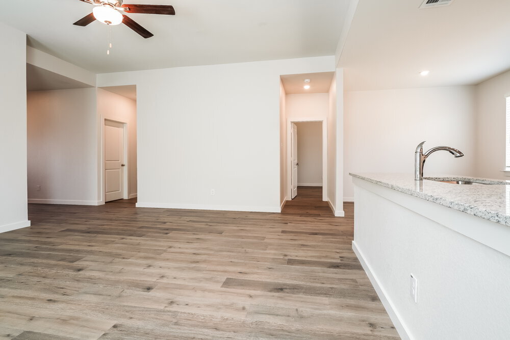 Building Photo - 1532 Harvester Dr