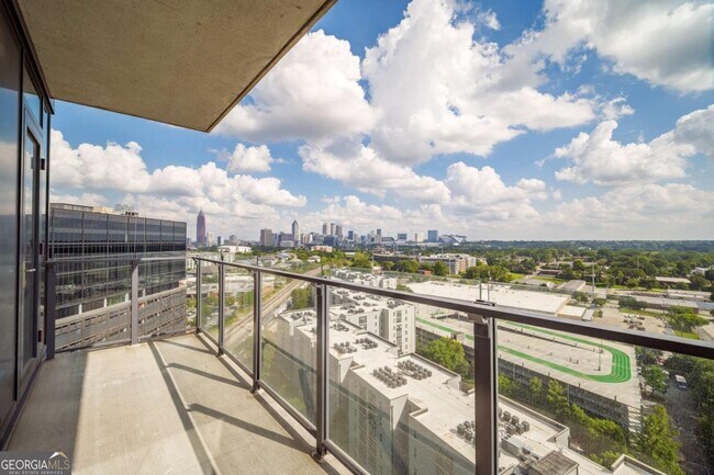 Building Photo - 788 West Marietta St NW