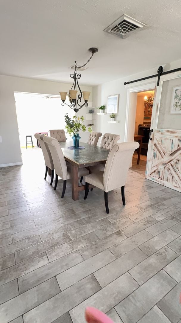 Building Photo - Fully Furnished 3 bedroom pool home in Largo