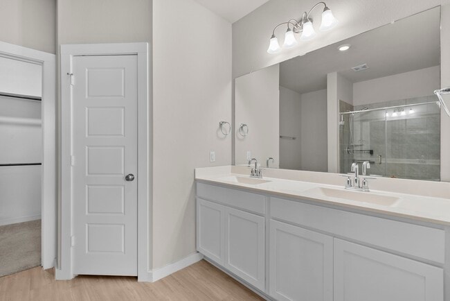 Building Photo - 1203 Lancer Leap Dr