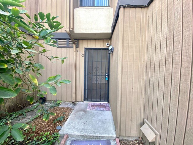 Building Photo - Welcome Home! Upgraded 2 Bedroom, 2.5 Bath...