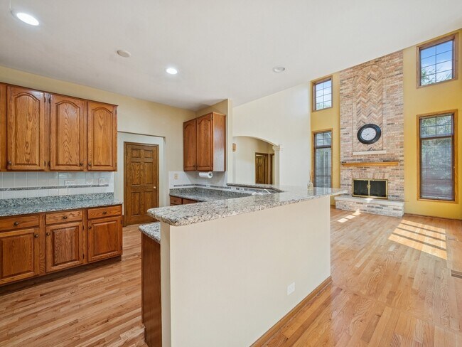 Building Photo - 1134 S Hiddenbrook Trail
