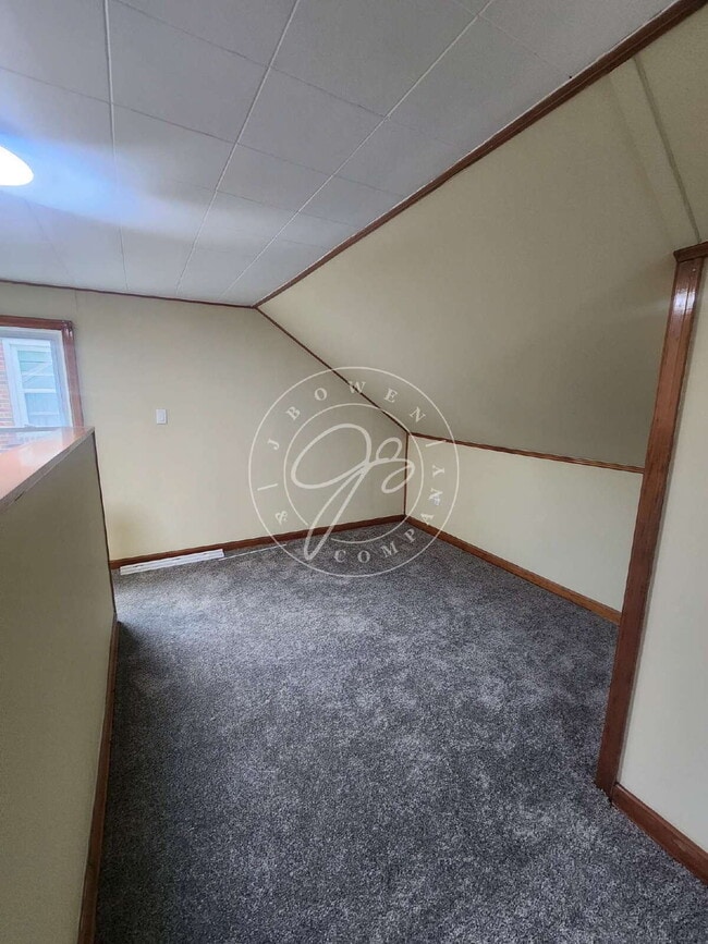 Building Photo - Charming 3-Bed Home with Finished Basement and large dormer!