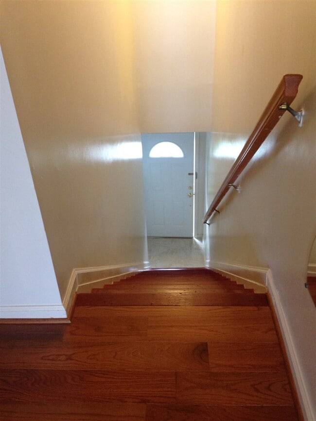 Building Photo - 34 Bergen Ridge Rd