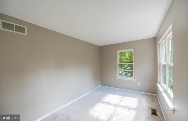 Building Photo - 148 Iron Bark Ct