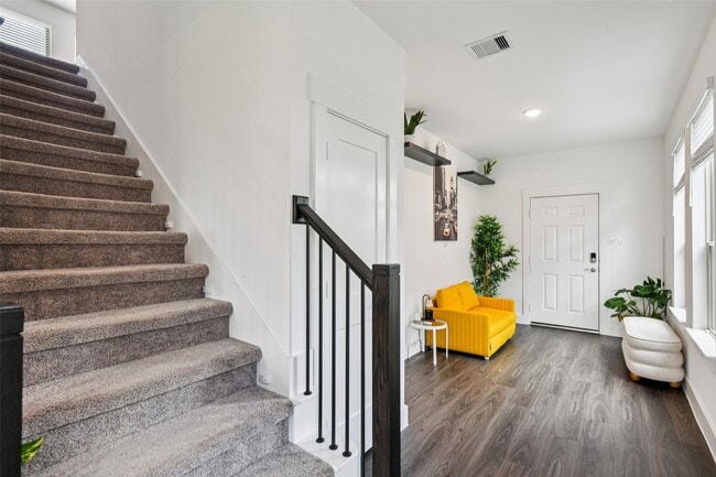 Building Photo - 4806 Sand Clouds Dr