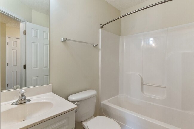 Building Photo - 614 Spence Enclave Way