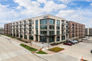 Building Photo - Whitlow