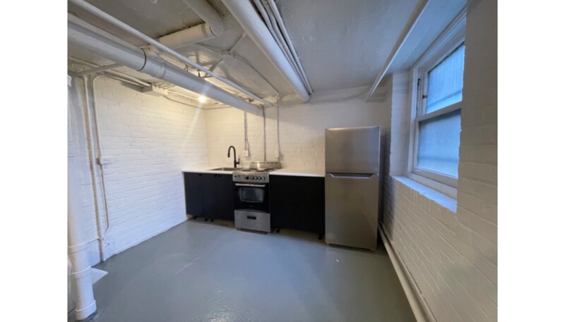 Building Photo - 127 Seward Ave