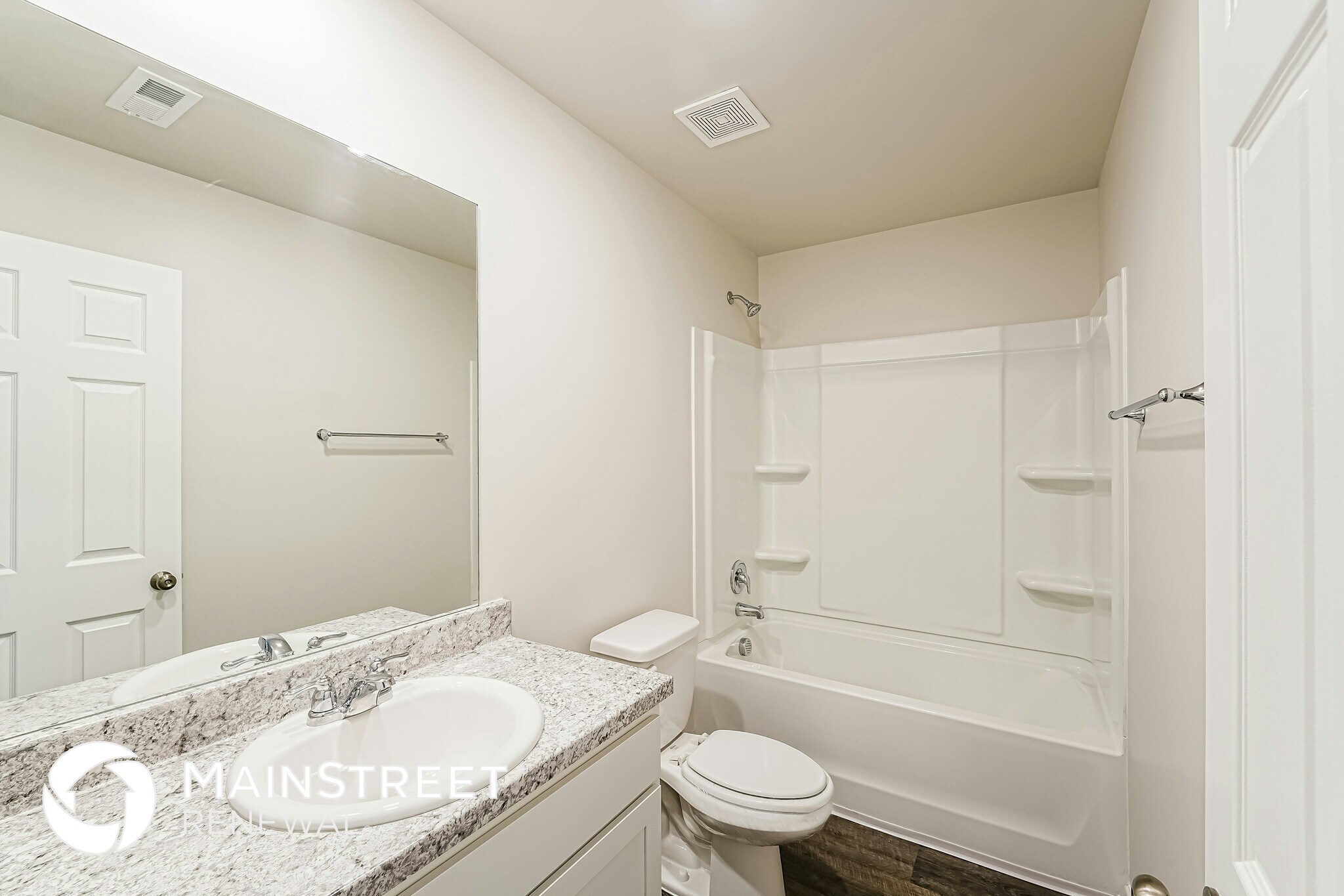 Building Photo - 65 Jonathan Dr