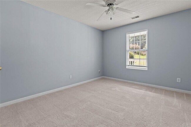 Building Photo - 2510 Fort Daniels Dr NE