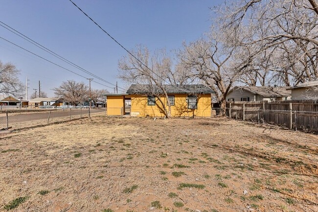 Building Photo - 4823 35th St