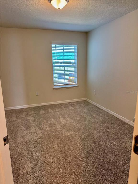 Building Photo - 3059 Emerald Acrs Ln