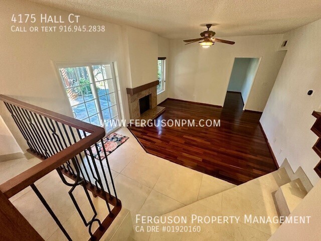 Building Photo - 4175 Hall Ct