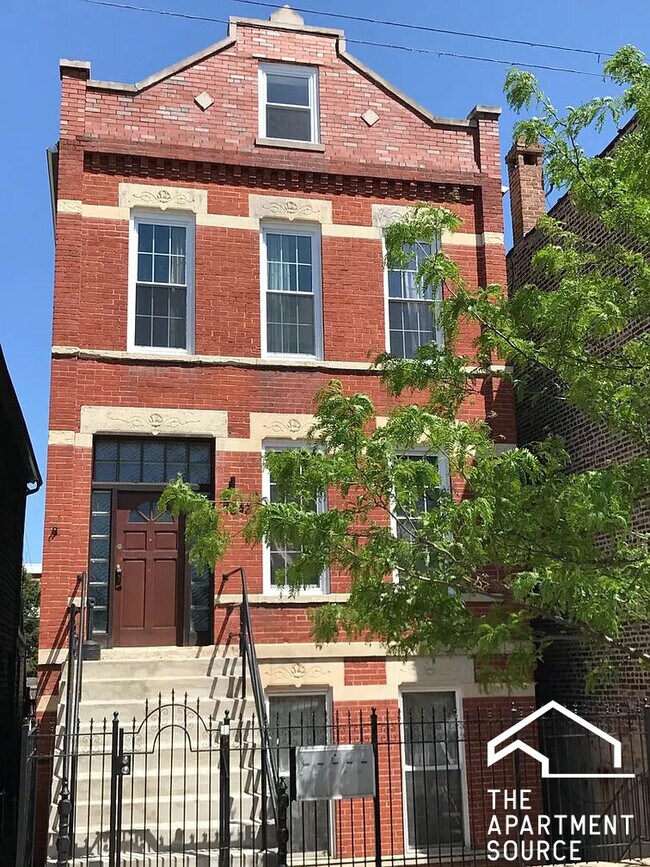 Building Photo - 1643 S Throop St