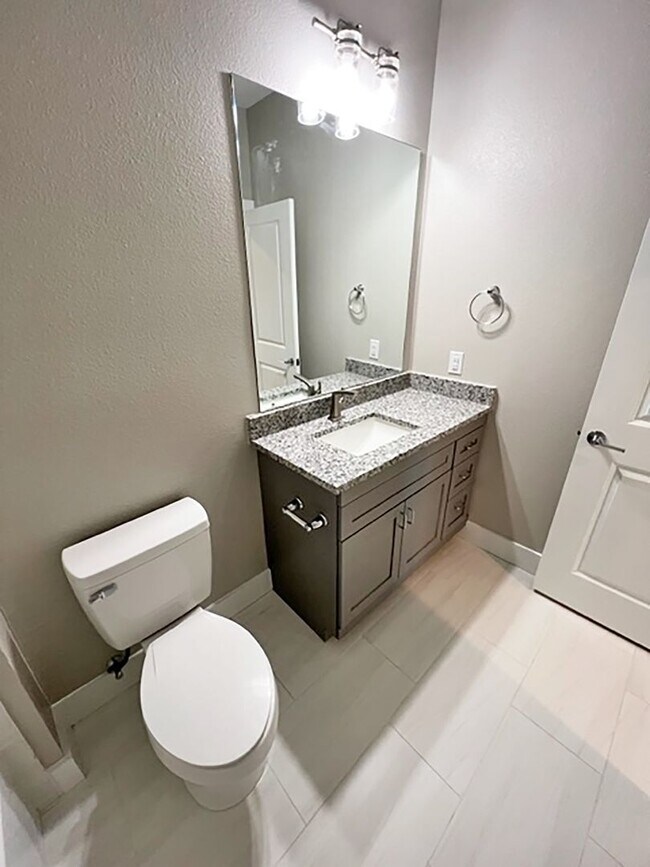 Building Photo - 3621 Bonnie Brae St