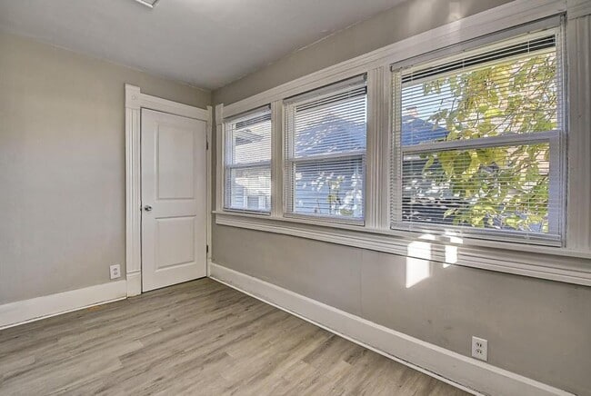 Building Photo - 1309 Wright St
