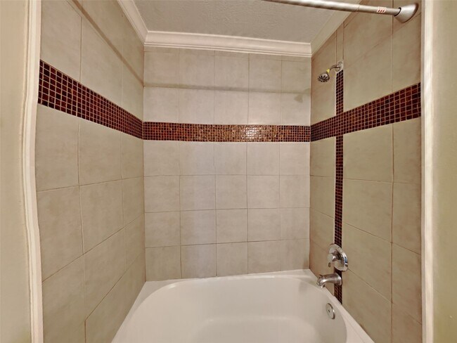 Building Photo - 20930 Grovedale Dr