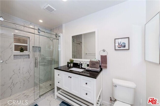 Building Photo - 1238 S Muirfield Rd