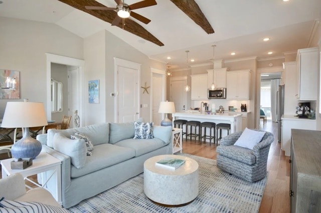 Building Photo - 18 Seagull St