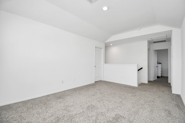 Building Photo - 5227 Castlebury Meadows Dr