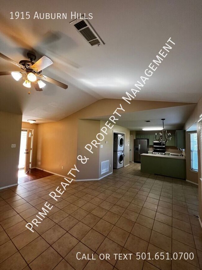 Building Photo - 1915 Auburn Hills Dr